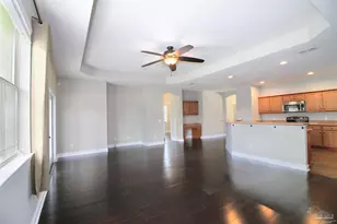 7421 Deck Ln, Pensacola, FL 32526 - Photo 10