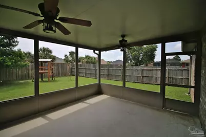 7421 Deck Ln, Pensacola, FL 32526 - Photo 30