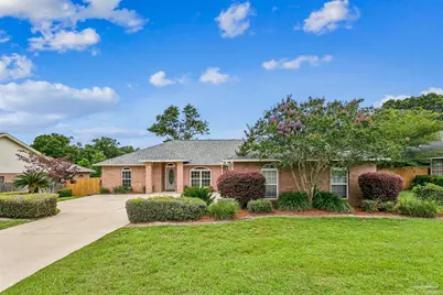 652 Ashford Rd, Cantonment, FL 32533 - Photo 2