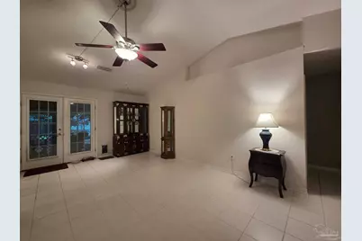 6220 Weekly St, Milton, FL 32570 - Photo 4