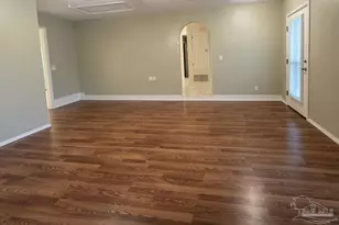 6220 Weekly St, Milton, FL 32570 - Photo 6