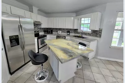 3409 Natherly Dr, Pensacola, FL 32526 - Photo 6