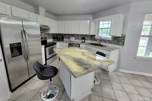 3409 Natherly Dr, Pensacola, FL 32526 - Photo 6