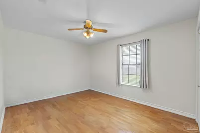 2206 Frontera St, Navarre, FL 32566 - Photo 24