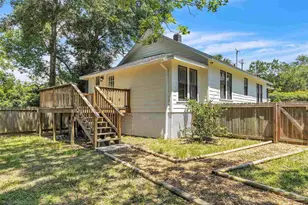 2025 W Wright St, Pensacola, FL 32502 - Photo 38