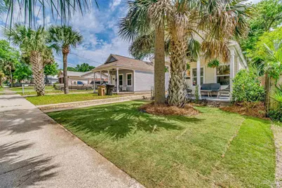 202 N Reus St, Pensacola, FL 32502 - Photo 2