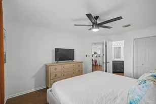 7453 Sunset Harbor Dr, Navarre Beach, FL 32566 - Photo 16