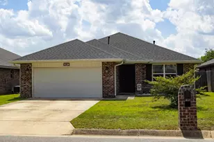 4241 Hazelhurst Dr, Pace, FL 32571 - Photo 2