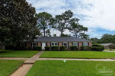 4180 Kingsberry Dr, Pensacola, FL 32504 - Photo 2