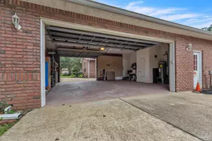 3213 Fridinger Dr, Pensacola, FL 32526 - Photo 16