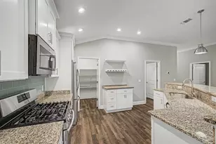 1941 Alhambra St, Navarre, FL 32566 - Photo 22