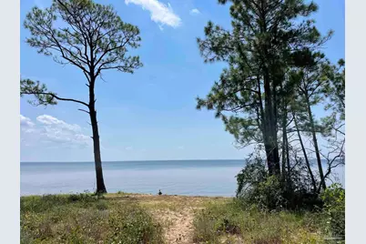 1200 Cuddle Doon Ave, Milton, FL 32583 - Photo 8