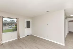 6404 Dunbar Rd, Pensacola, FL 32505 - Photo 2