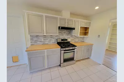 1306 Pine Hill Cir, Pensacola, FL 32506 - Photo 20