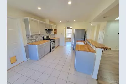 1306 Pine Hill Cir, Pensacola, FL 32506 - Photo 16