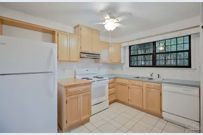 2305 Sugartree Ave, Pensacola, FL 32503 - Photo 10