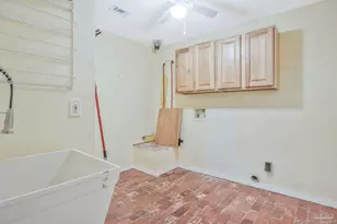 724 Woodmere Dr, Pensacola, FL 32503 - Photo 16