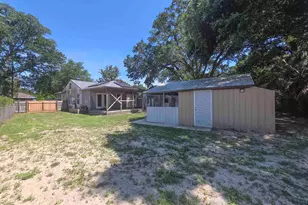 209 NW Gilliland Rd, Pensacola, FL 32507 - Photo 20