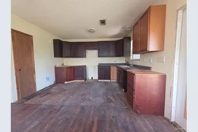 209 NW Gilliland Rd, Pensacola, FL 32507 - Photo 6
