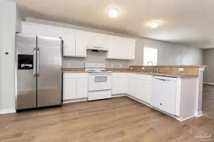 10588 Wilderness Ln, Pensacola, FL 32534 - Photo 6
