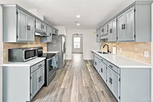 577 Batten Blvd, Pensacola, FL 32507 - Photo 2