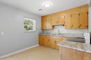 1904 Heinrich St, Pensacola, FL 32507 - Photo 4