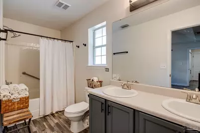 6171 Ashton Woods Cir, Milton, FL 32570 - Photo 18