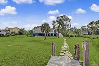 4501 Bayside Dr, Milton, FL 32583 - Photo 6