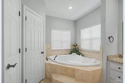 4501 Bayside Dr, Milton, FL 32583 - Photo 22