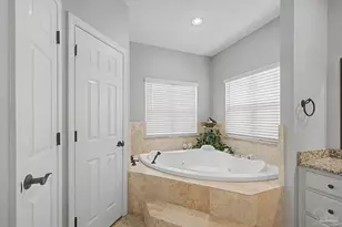 4501 Bayside Dr, Milton, FL 32583 - Photo 22