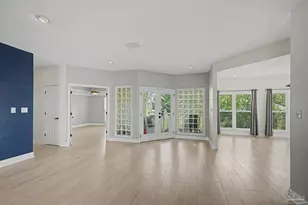 4501 Bayside Dr, Milton, FL 32583 - Photo 14