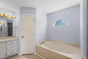 9800 Sourwood Ct, Pensacola, FL 32514 - Photo 28