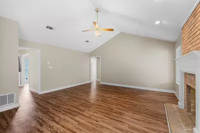 9800 Sourwood Ct, Pensacola, FL 32514 - Photo 10