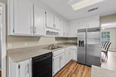 9800 Sourwood Ct, Pensacola, FL 32514 - Photo 14