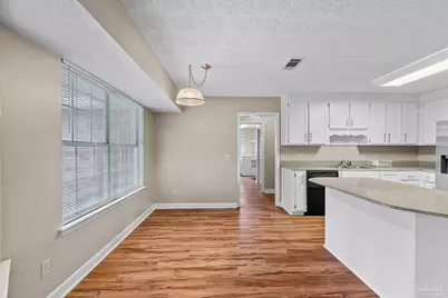 9800 Sourwood Ct, Pensacola, FL 32514 - Photo 12