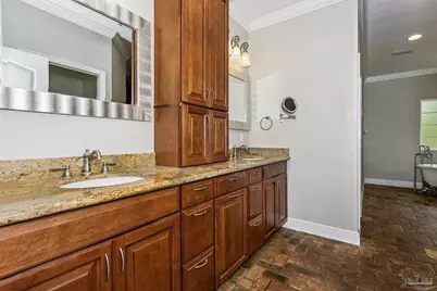 16340 Innerarity Pt Rd, Pensacola, FL 32507 - Photo 22