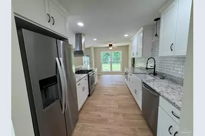 7866 Apollo Dr, Pensacola, FL 32506 - Photo 10