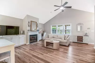 4233 Spanish Trail Pl, Pensacola, FL 32504 - Photo 16