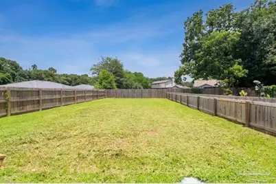 4630 Bellview Ave #B, Pensacola, FL 32526 - Photo 18