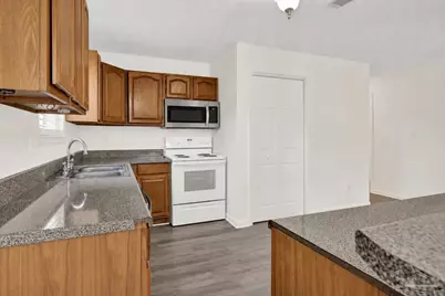 3195 Laurel Dr, Gulf Breeze, FL 32563 - Photo 12