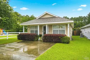 1237 Brownfield Rd, Pensacola, FL 32526 - Photo 1