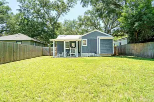 530 S 1st St, Pensacola, FL 32507 - Photo 24
