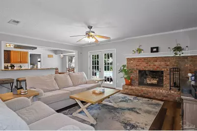 2810 Venetian Garden, Gulf Breeze, FL 32563 - Photo 12