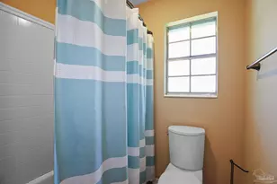 2810 Venetian Garden, Gulf Breeze, FL 32563 - Photo 22