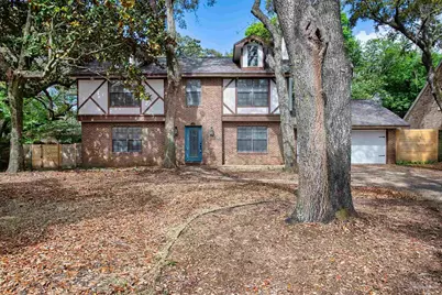7 Shady Ln, Mary Esther, FL 32569 - Photo 2