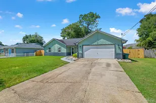 4900 Lanett Dr, Pensacola, FL 32526 - Photo 2