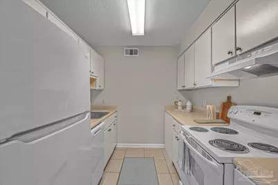 300 Bayou Blvd #207, Pensacola, FL 32503 - Photo 22