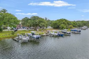 300 Bayou Blvd, Pensacola, FL 32503 - Photo 12