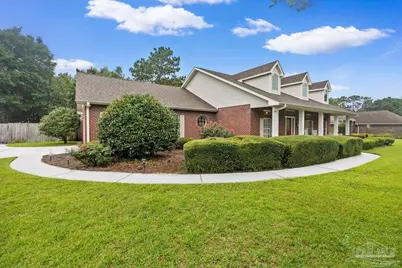 2555 Holley Pl, Navarre, FL 32566 - Photo 4