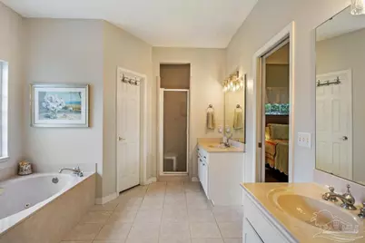 2555 Holley Pl, Navarre, FL 32566 - Photo 38